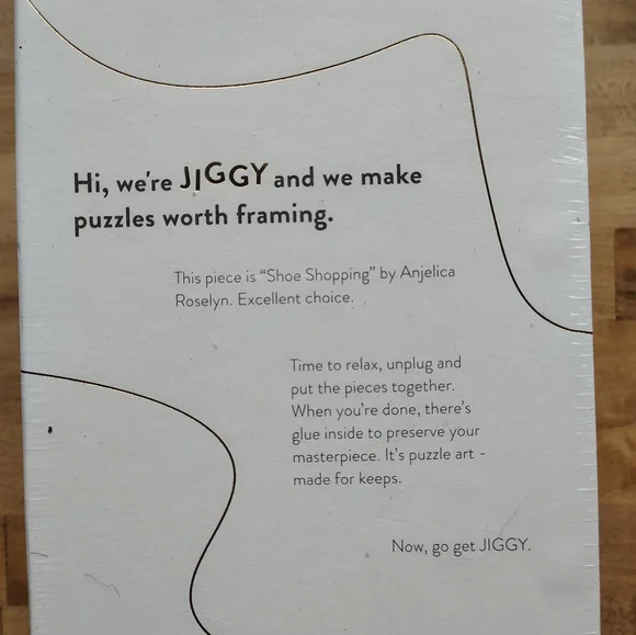 Jiggy Puzzle Shoe Shopping 800 Pieces - New In Box - Picture 2 of 5